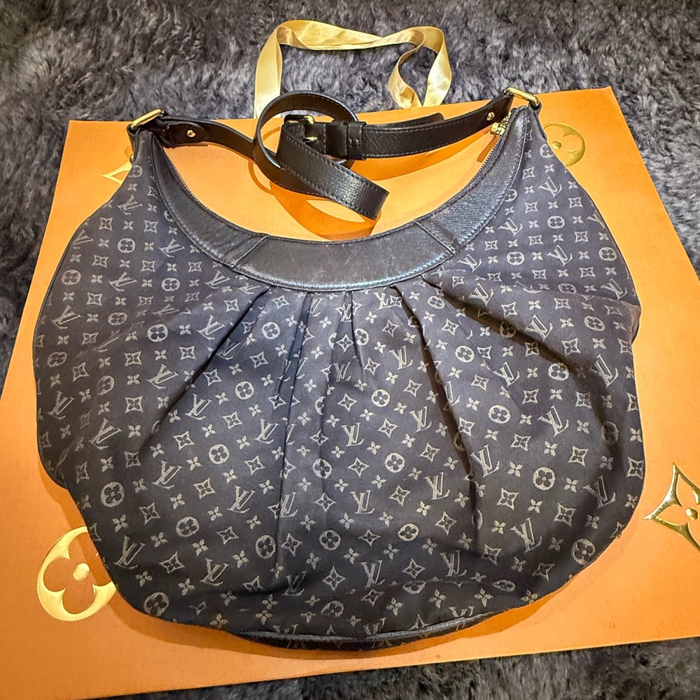 Louis Vuitton Monogram Idylle Rhapsodie Hobo shoulder bag in the "Encre" color - Picture 3 of 12